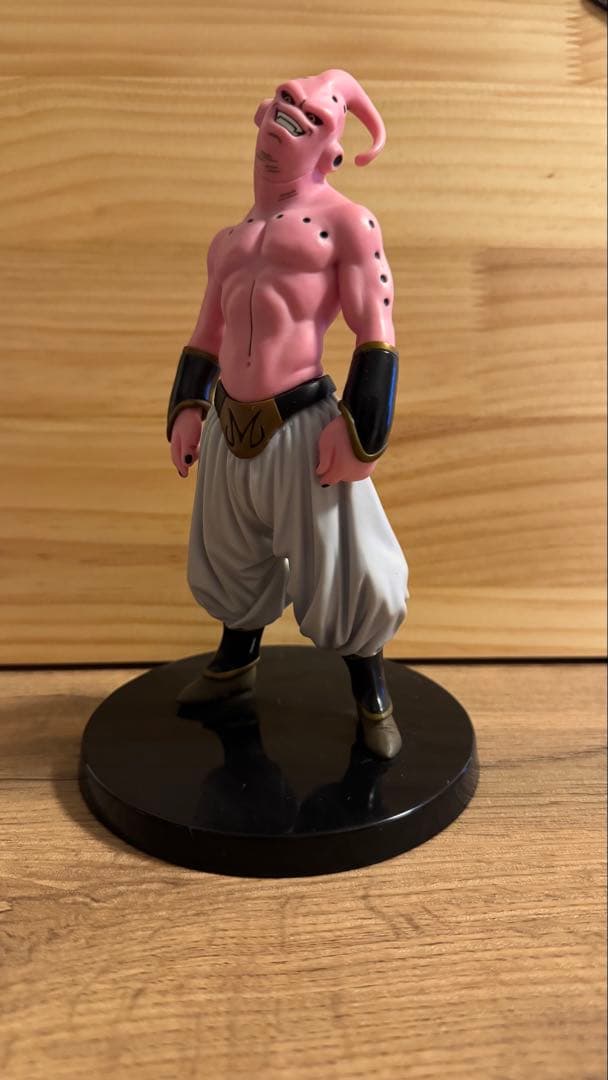 ドラゴンボール ハイクオリティDXフィギュア　魔人ブウ　フリーザ