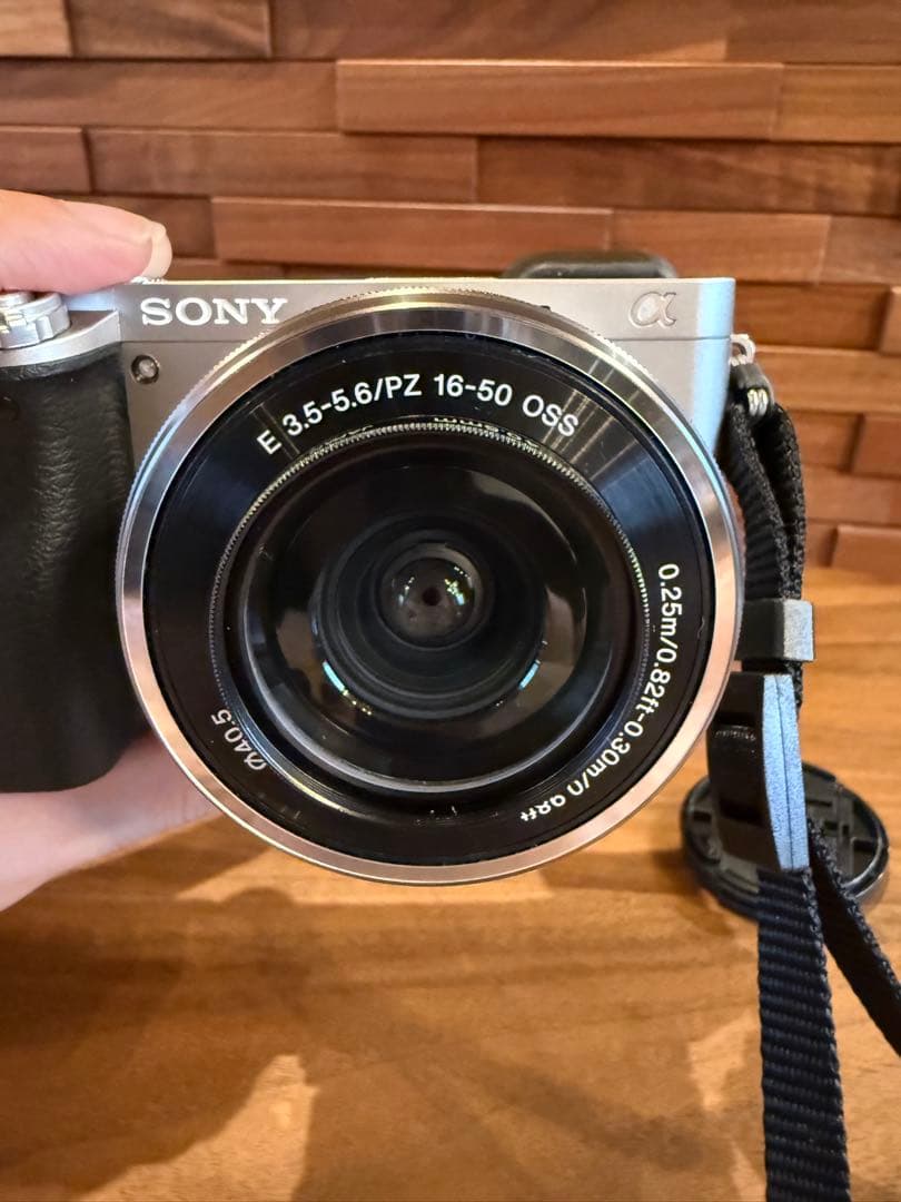 ★Emy★【Sigmaレンズやその他多数付き】Sony α6000