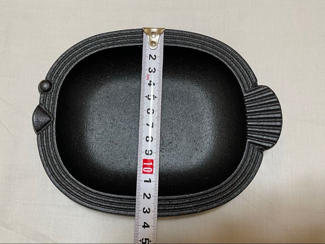 【希少☆未使用品】南部鉄器　木台付き　魚のデザイン　ベイクディッシュ　グリルパン