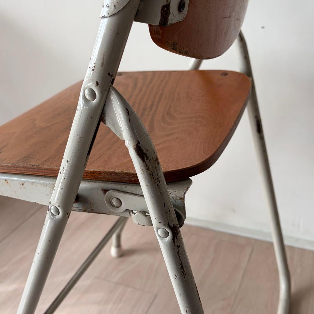 二脚　廃校　スツール　シャビー　折りたたみパイプ椅子　ヴィンテージ　複数あります
