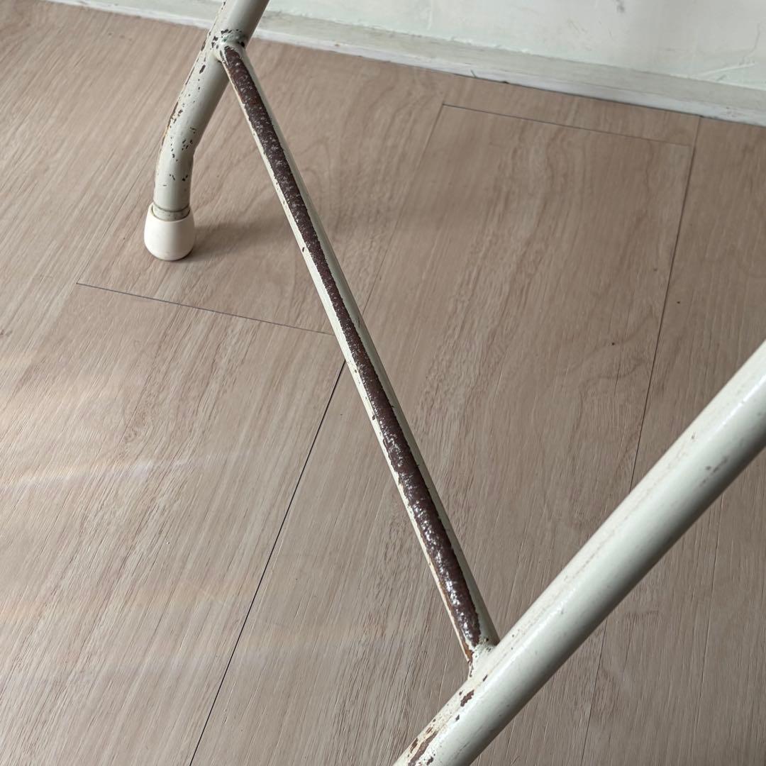 二脚　廃校　スツール　シャビー　折りたたみパイプ椅子　ヴィンテージ　複数あります