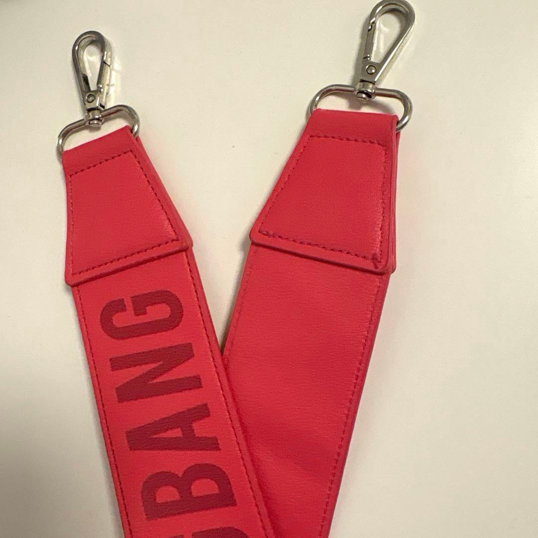 BIGBANG G-DRAGON ジヨン ピンクファーストラップ