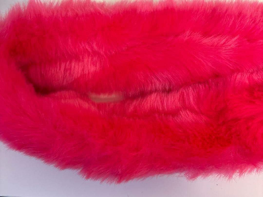 BIGBANG G-DRAGON ジヨン ピンクファーストラップ