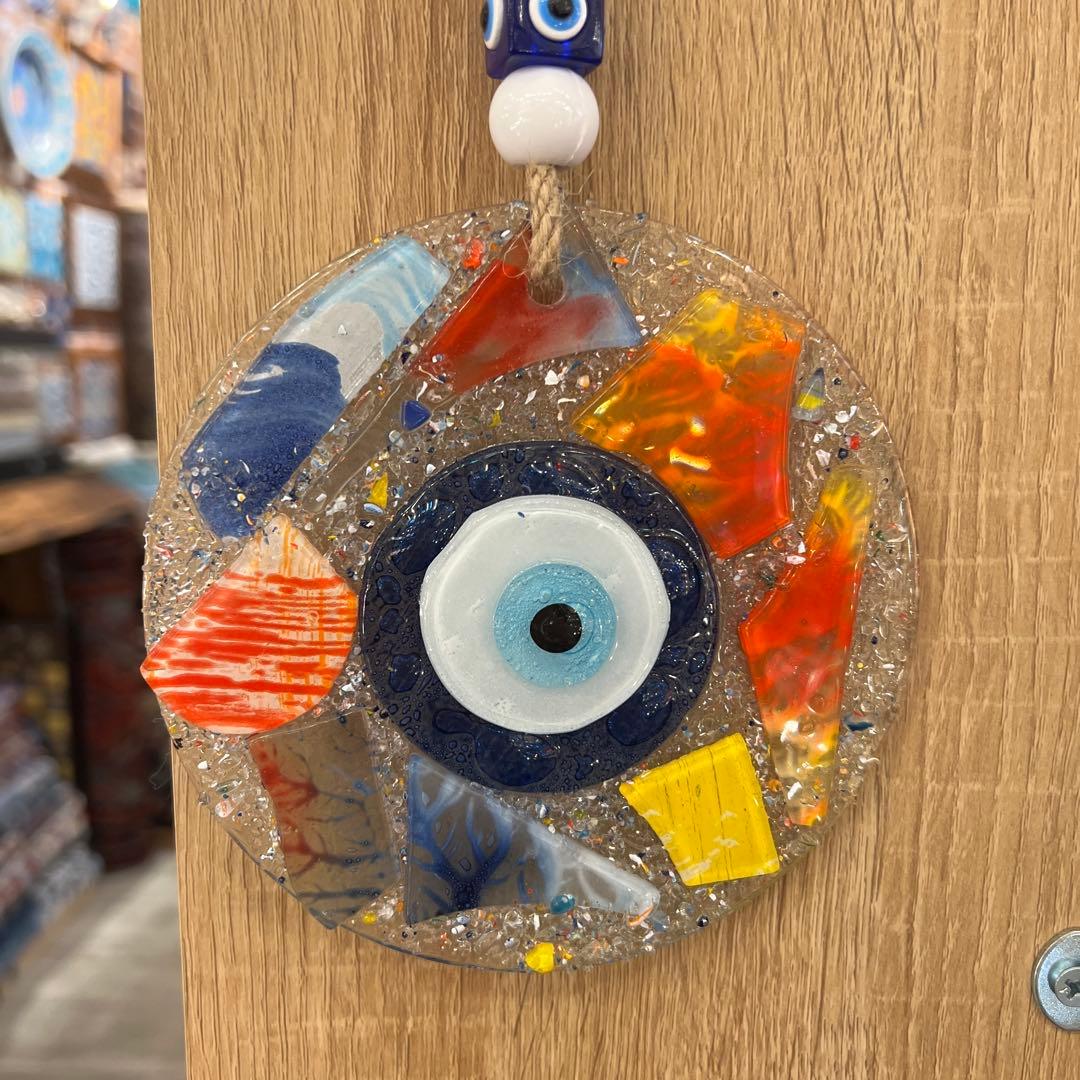 ハンドメイド　カラフルナザールボンジュウ　壁飾り1点物