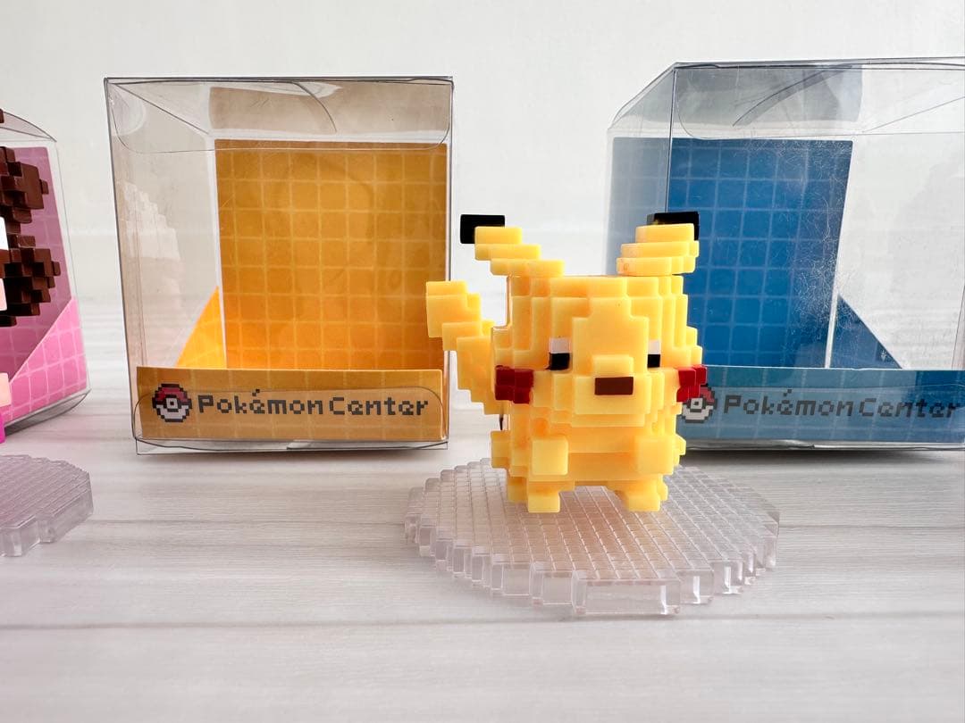 ポケットモンスタードットフィギュア４個/女の子 /ピカチュー /チェレン /ベル