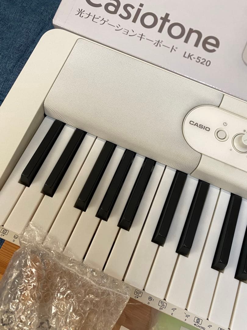 カシオトーン　光ナビゲーションキーボード LK-520