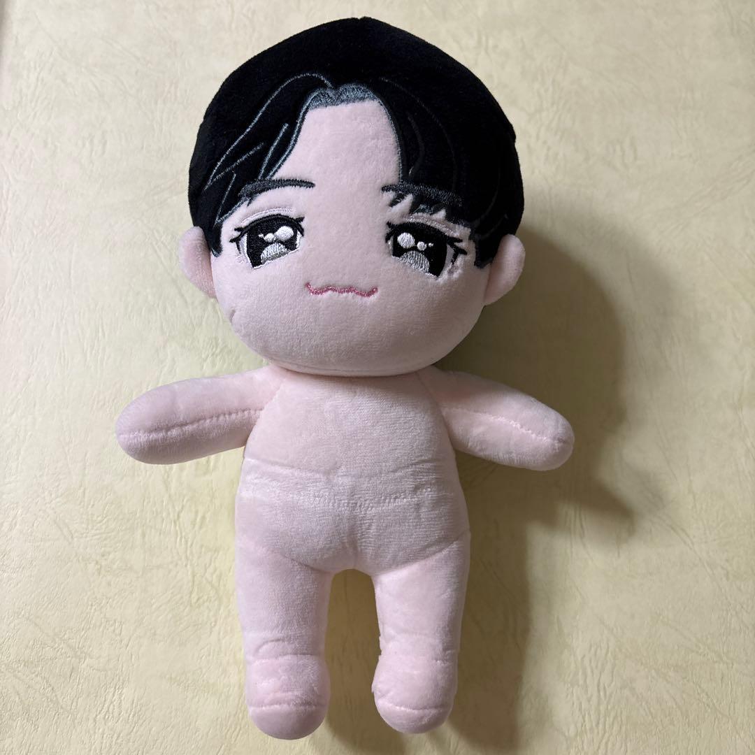 チャウヌ ぬいぐるみ 20センチ 紫色のスーツ 靴