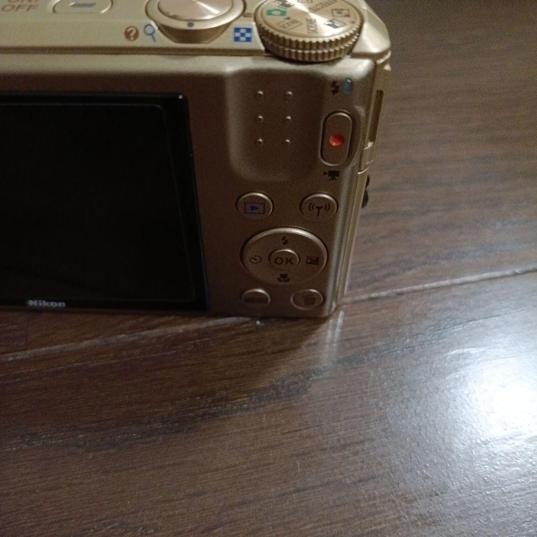 Nikon COOLPIX ゴールド 20倍光学ズーム