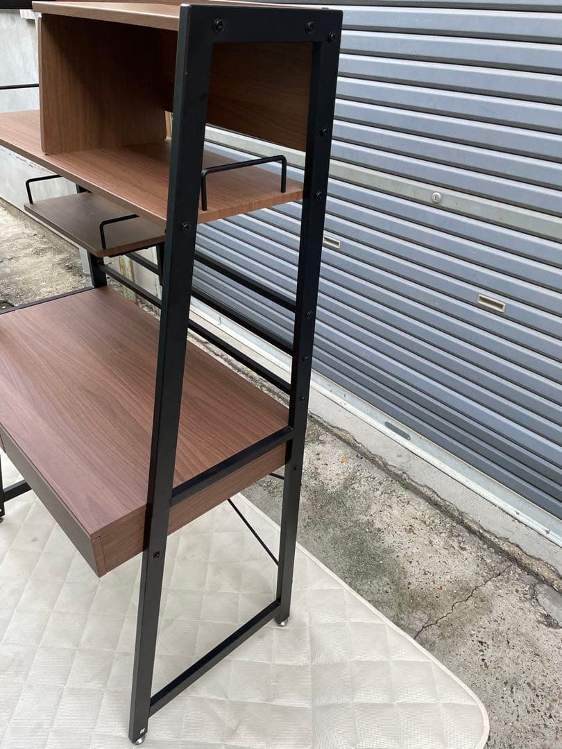 近隣配達可能　ニトリ　省スペースデスク　ラボーロ93 机