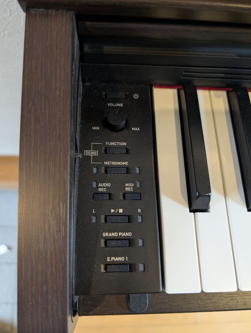 送料込み！　CASIO　PX-870 BN 電子ピアノ　2021年製