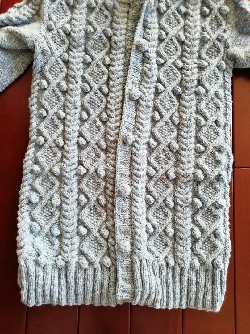 ハンドメイド　フード付きジャケット　アラン模様　ソフトドネガル