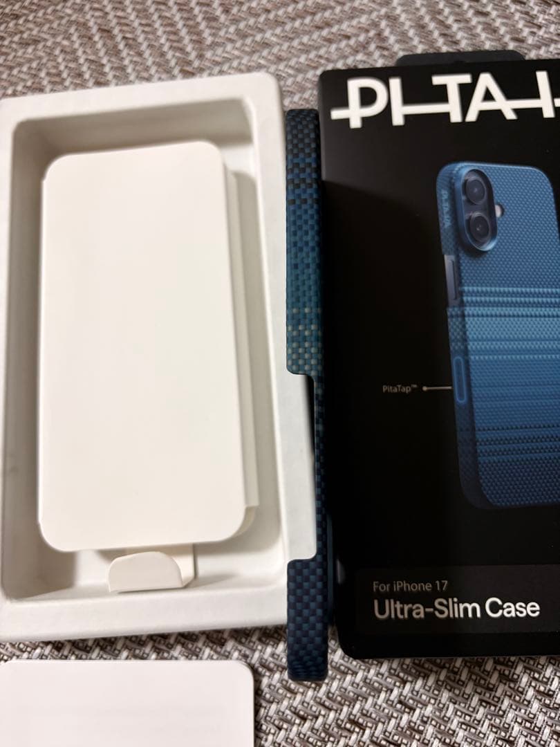 PITAKA iPhone 17 ウルトラスリムケース