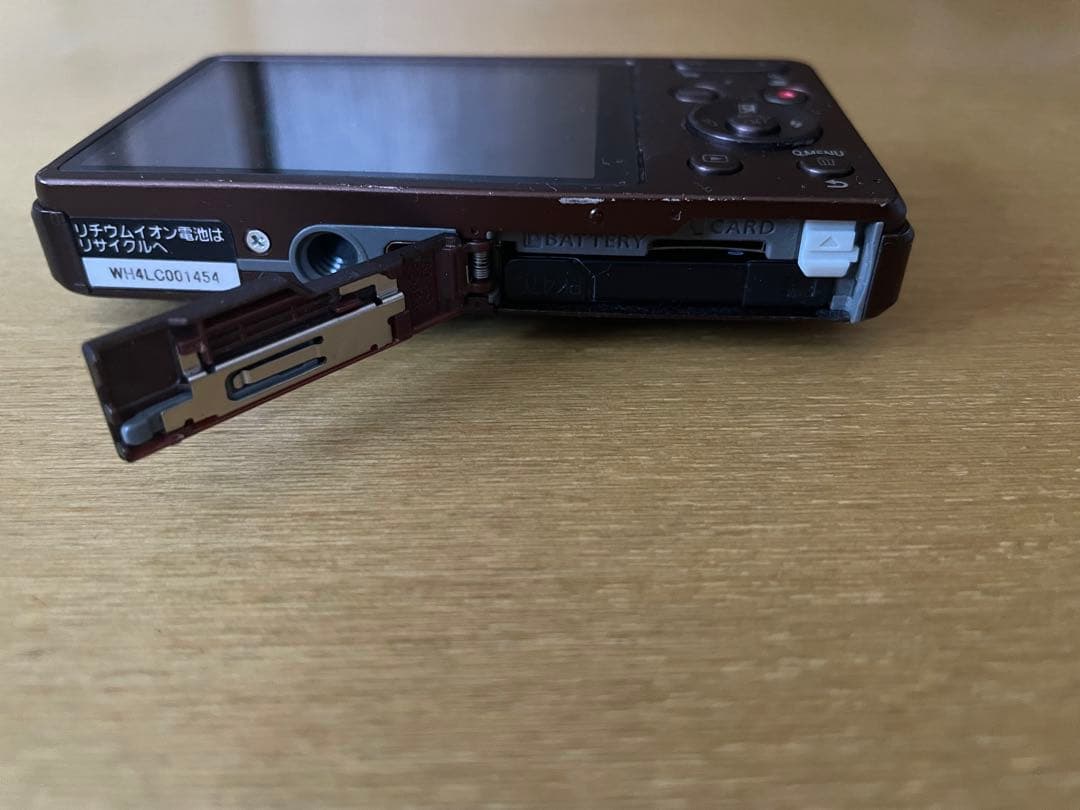 LUMIX DMC-XS3 充電器付き