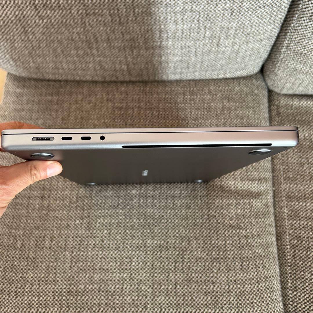 美品　MacBookPro 16インチ2021 M1 16/500GB 16コア