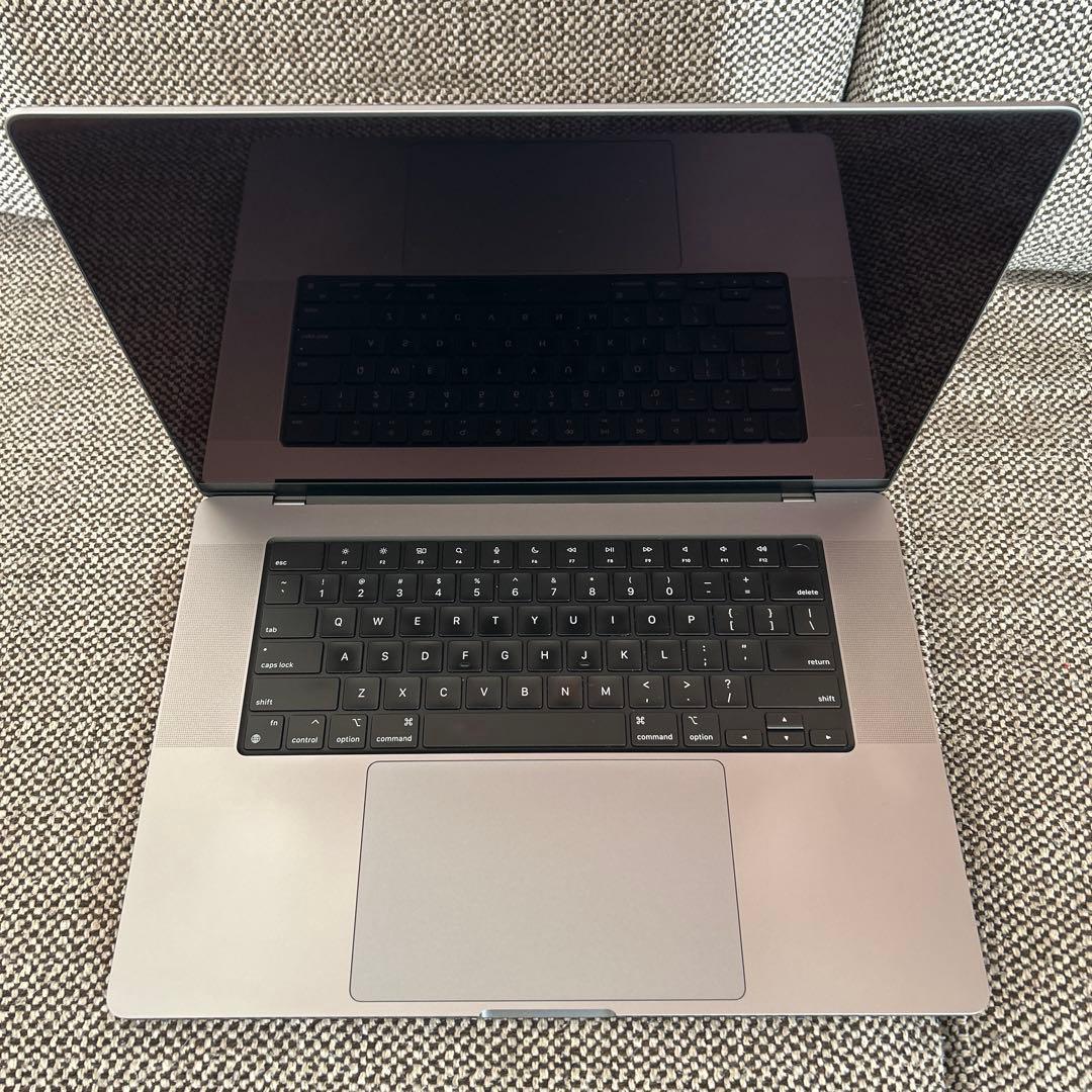 美品　MacBookPro 16インチ2021 M1 16/500GB 16コア