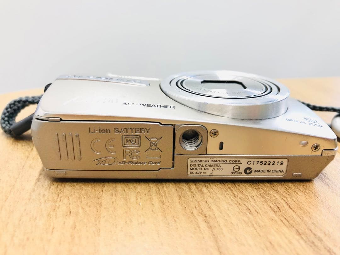 Olympus μ750 コンパクトデジタルカメラ 動作確認済み