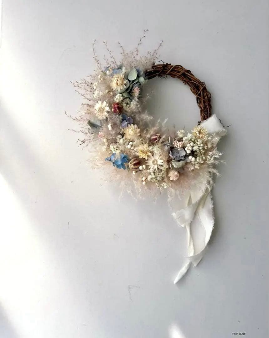 パンパスグラスのクラシックリース　ドライフラワーリース