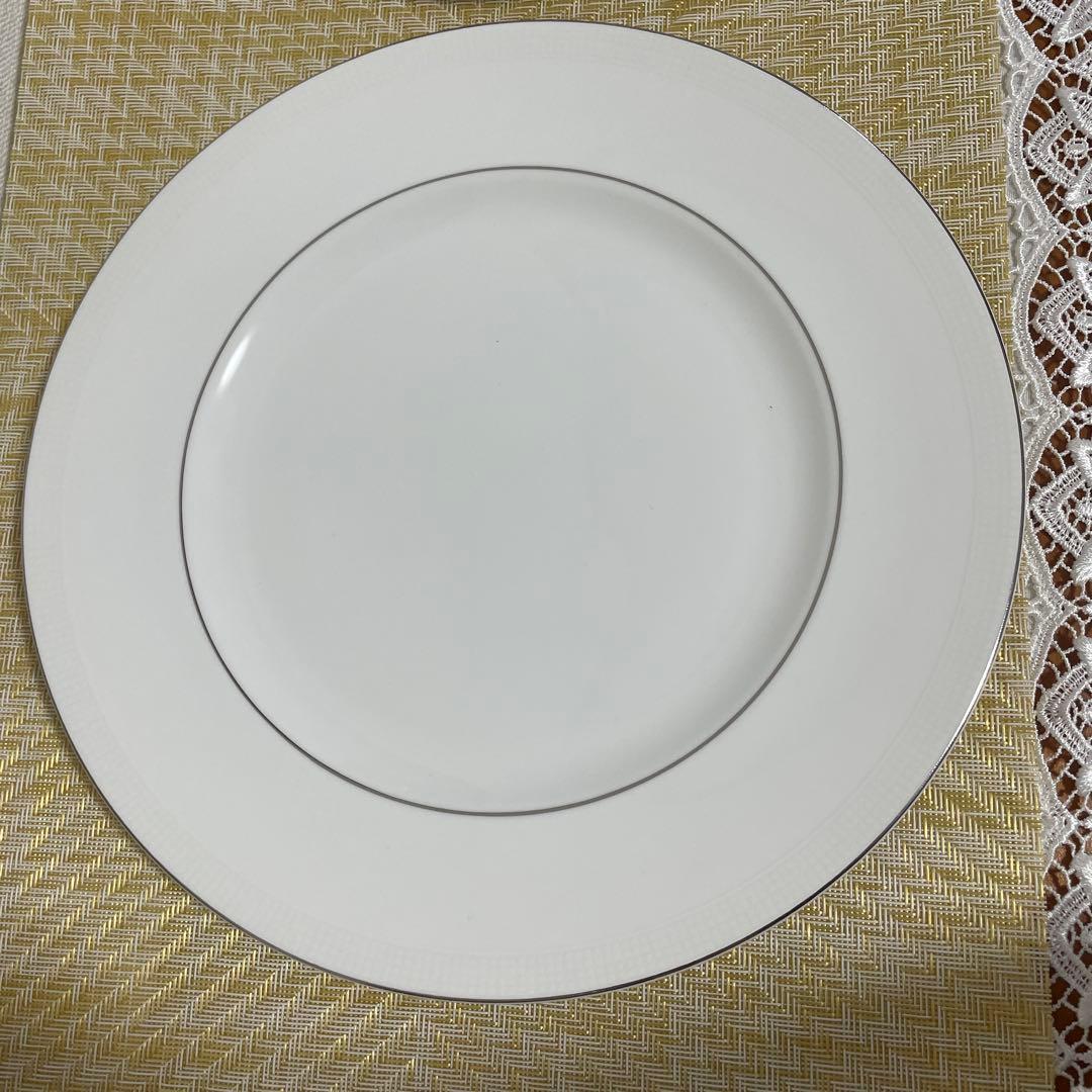  VERA WANG お皿セット　ティーカップ＆ソーサー