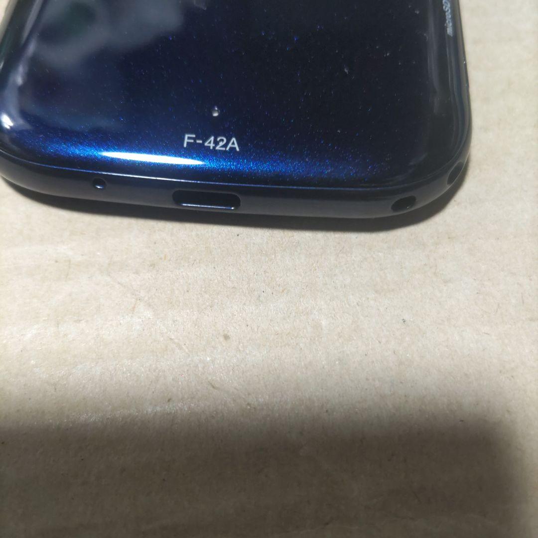 ドコモ　らくらくスマートホン　F-42A ネイビー　SIMロック解除済