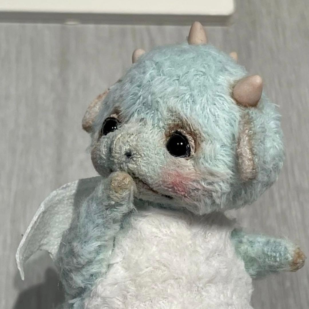 ミントソーダ味のドラゴン ハンドメイド 海外作家様 ぬいぐるみ アーティストベア