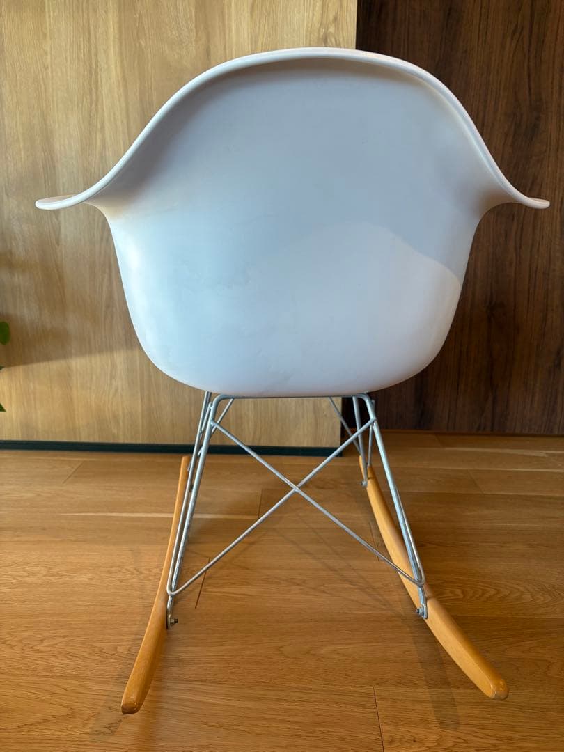 イームズ　Eames ロッキングチェア　リプロダクト　ホワイト