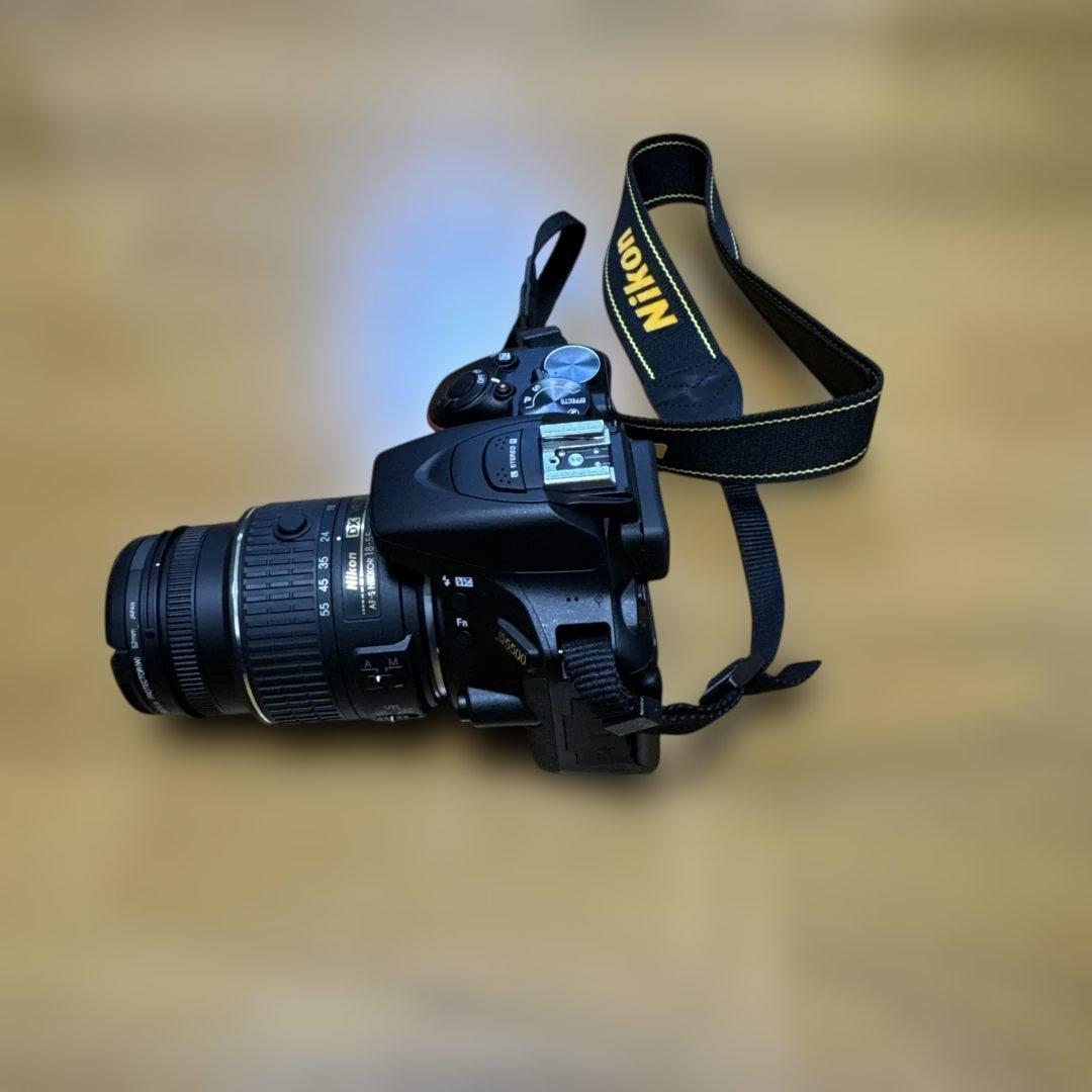 「ニコン D5500 ダブルズームキット 一眼レフカメラ 付属品揃い」