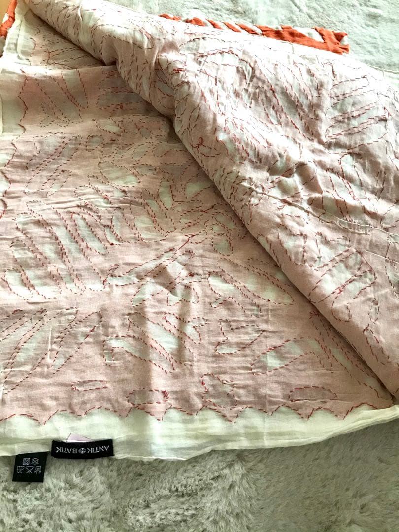 新品未使用　ANTIK BATIK バリ刺繍マルチクロス　タペストリー