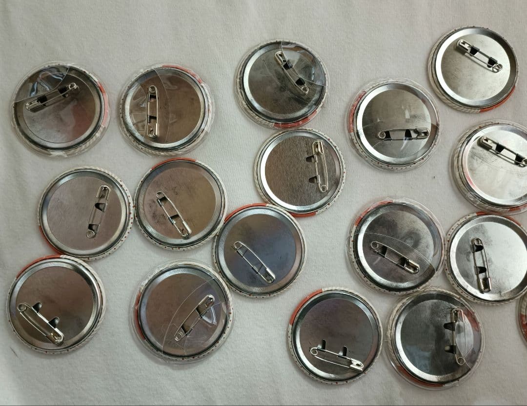 すとぷり　ジェル　缶バッチ　すとめも7　デフォ