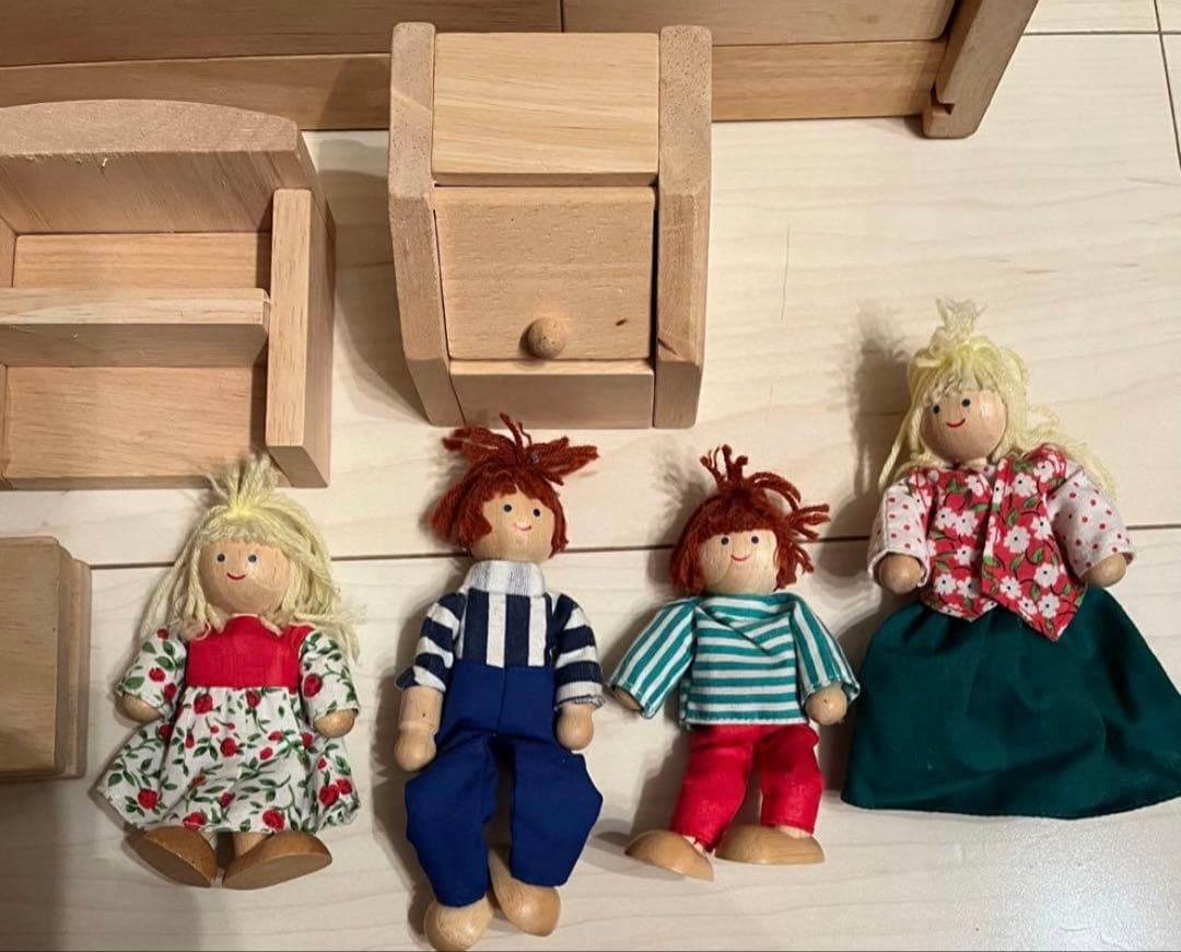 PLAN TOYS プラントイズ 木製 ドールハウス ドール 小物
