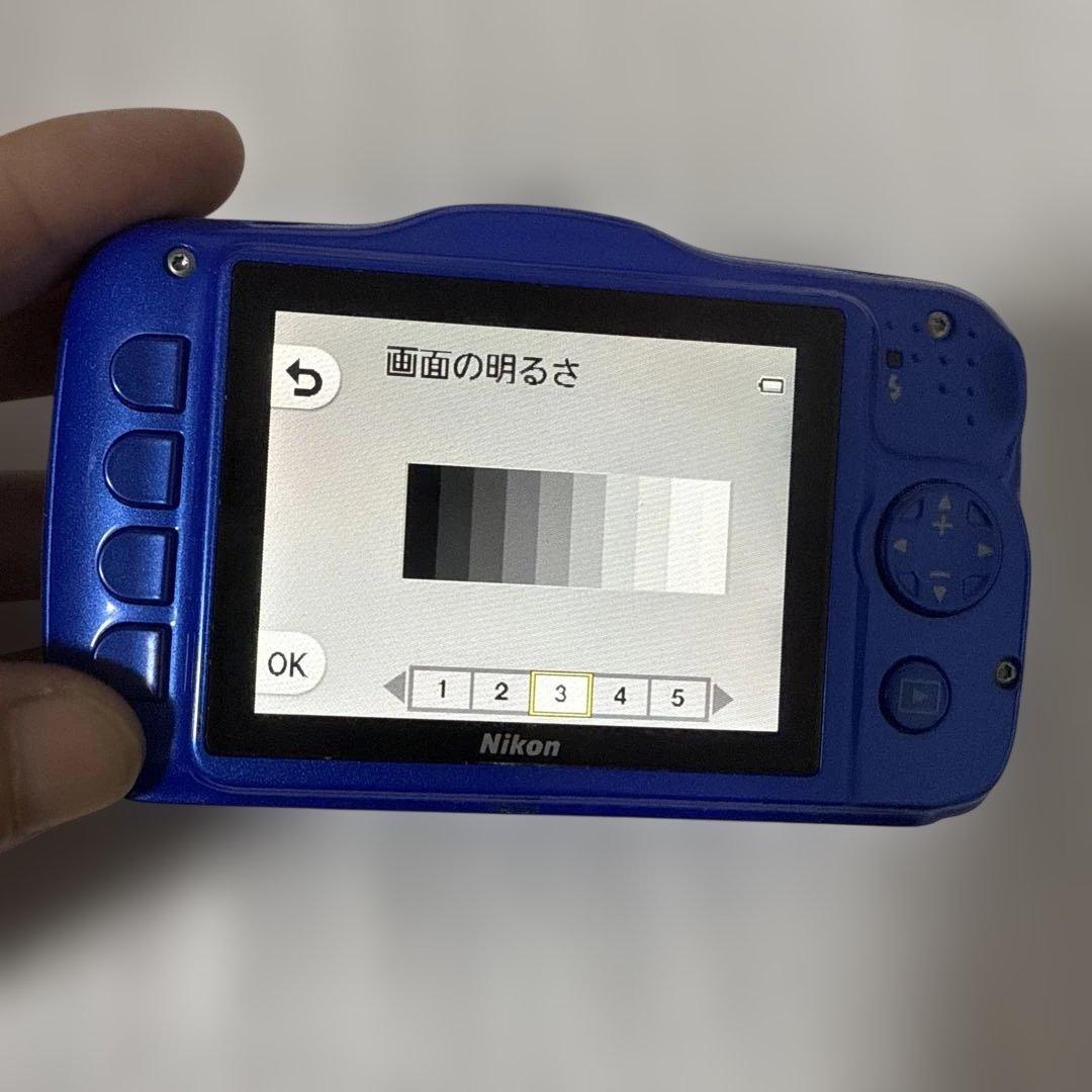 ❗️激安価格❗️デジカメ　本体　Nikon Coolpix S32