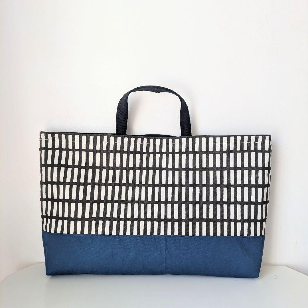 裏地キルティング大きめレッスンバッグ　格子柄チャコールグレー×アッシュブルー