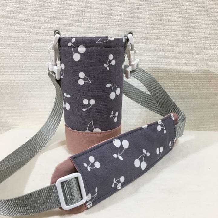 ハンドメイド　水筒　カバー　サーモス　600 入学　入園