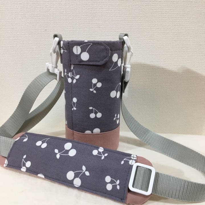 ハンドメイド　水筒　カバー　サーモス　600 入学　入園