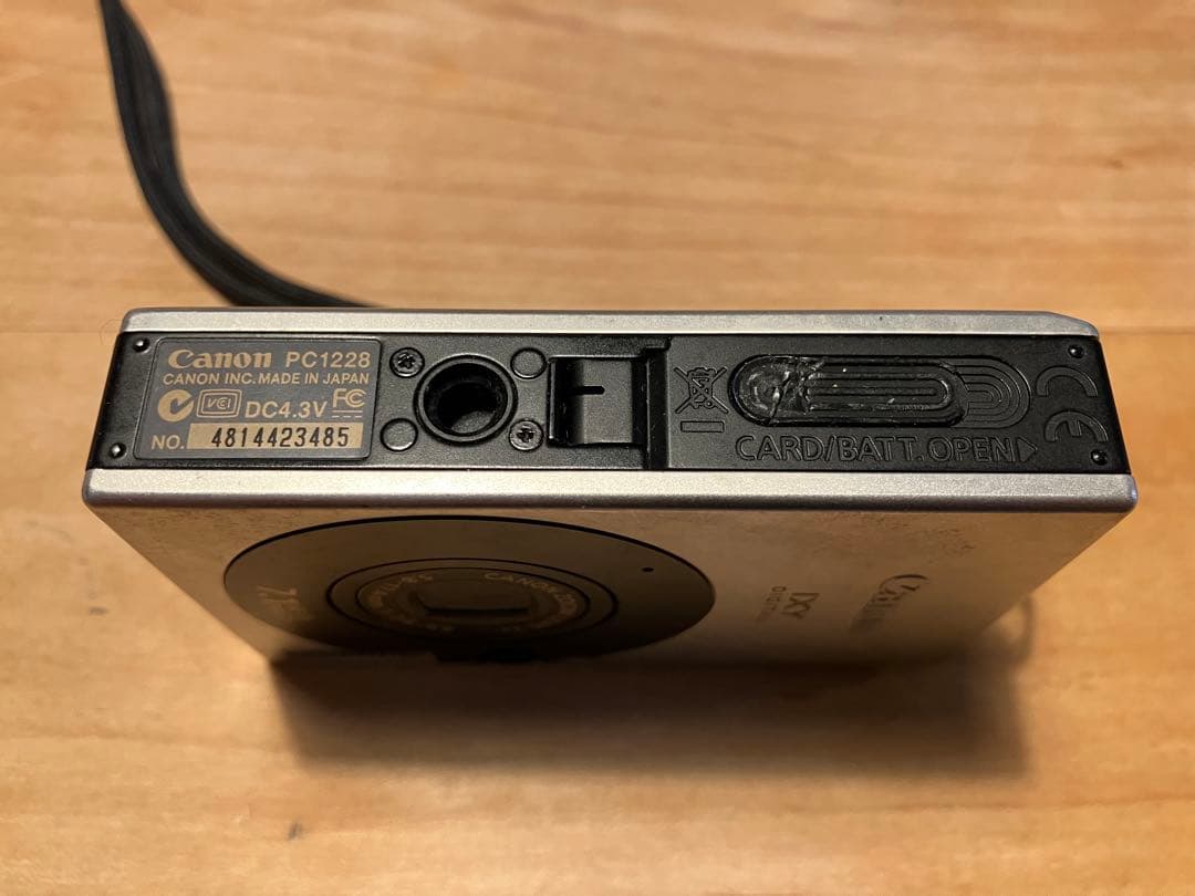 Canon IXY DIGITAL 10 512MBメモリーカード付きコンデジ