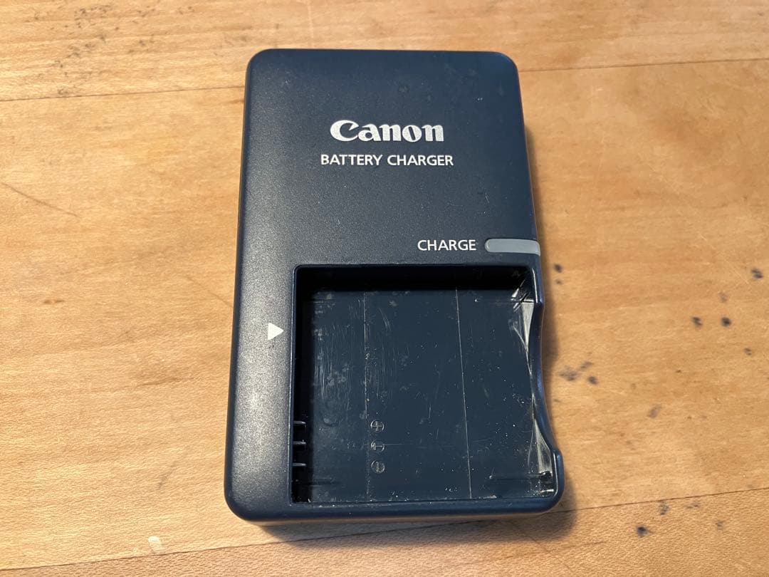 Canon IXY DIGITAL 10 512MBメモリーカード付きコンデジ