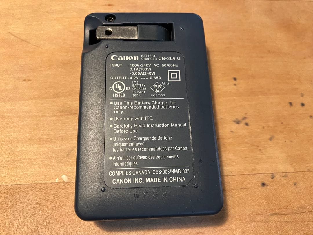 Canon IXY DIGITAL 10 512MBメモリーカード付きコンデジ