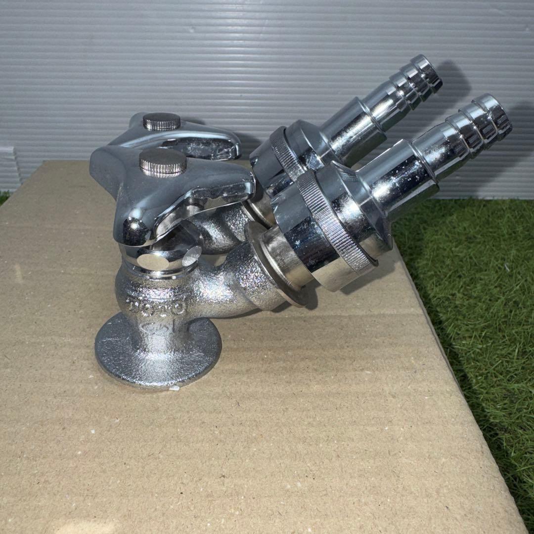 金属製シルバー蛇口2個セット L字型散水用バルブ ［2273］