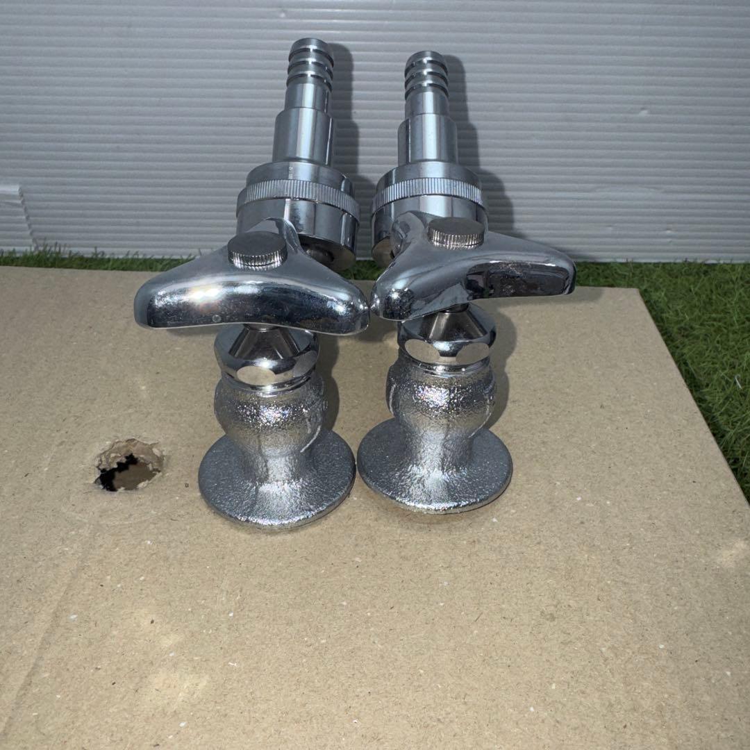 金属製シルバー蛇口2個セット L字型散水用バルブ ［2273］