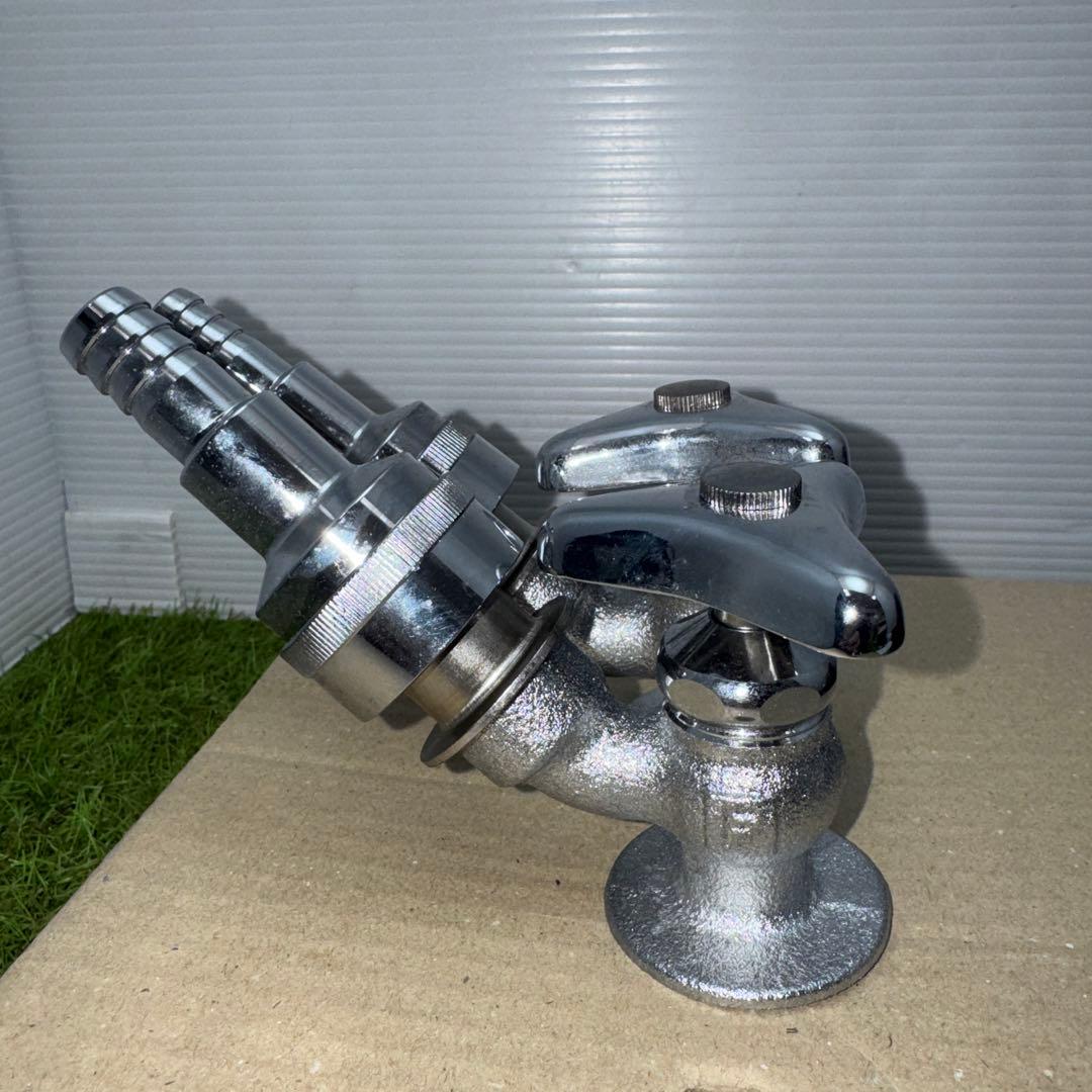 金属製シルバー蛇口2個セット L字型散水用バルブ ［2273］