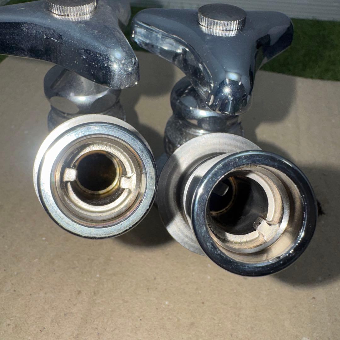 金属製シルバー蛇口2個セット L字型散水用バルブ ［2273］