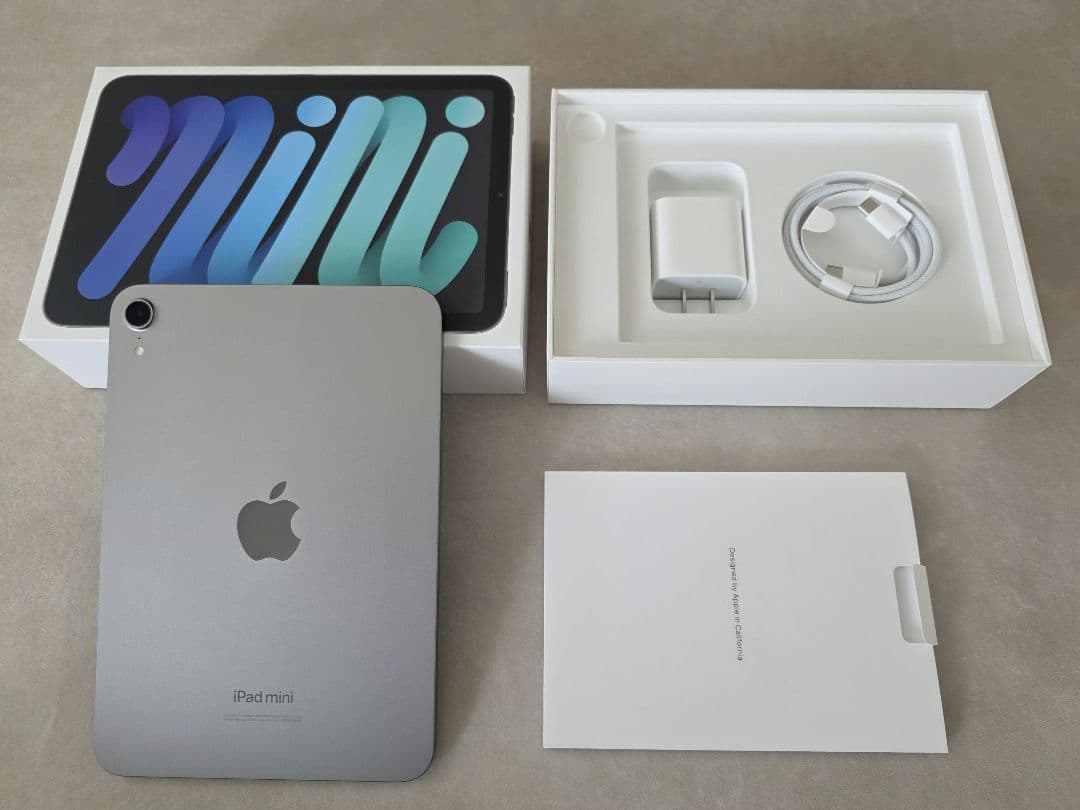 ほぼ新品 iPad mini 7 WiFiモデル 128GB スペースグレイ