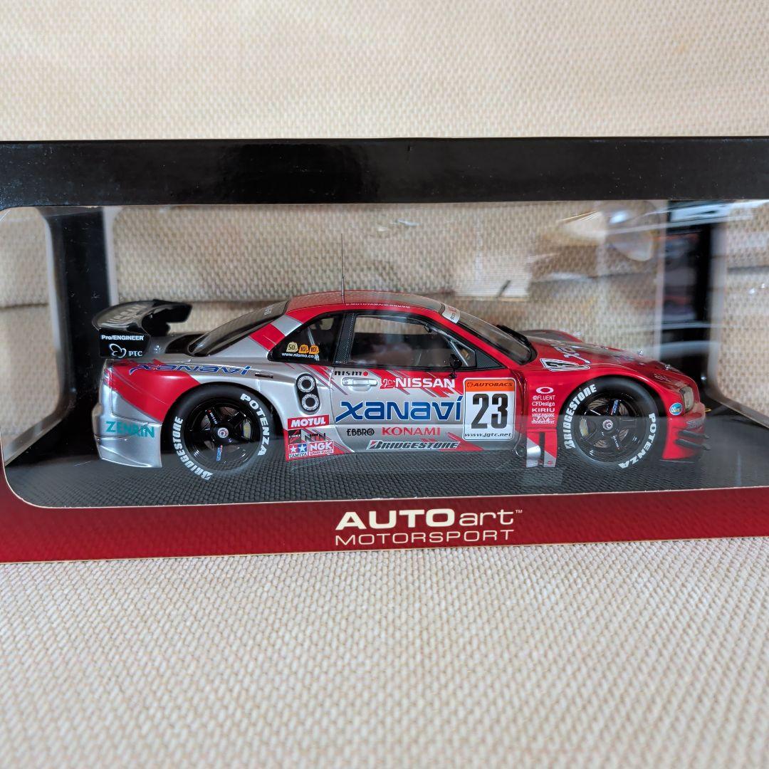 ミニカー 1/18 AUTOart Nissan Xanavi GT-R