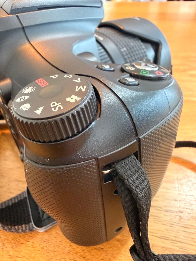 【2月13日(金)１３時まで大幅値下げ】富士フイルム　FinePix S6000