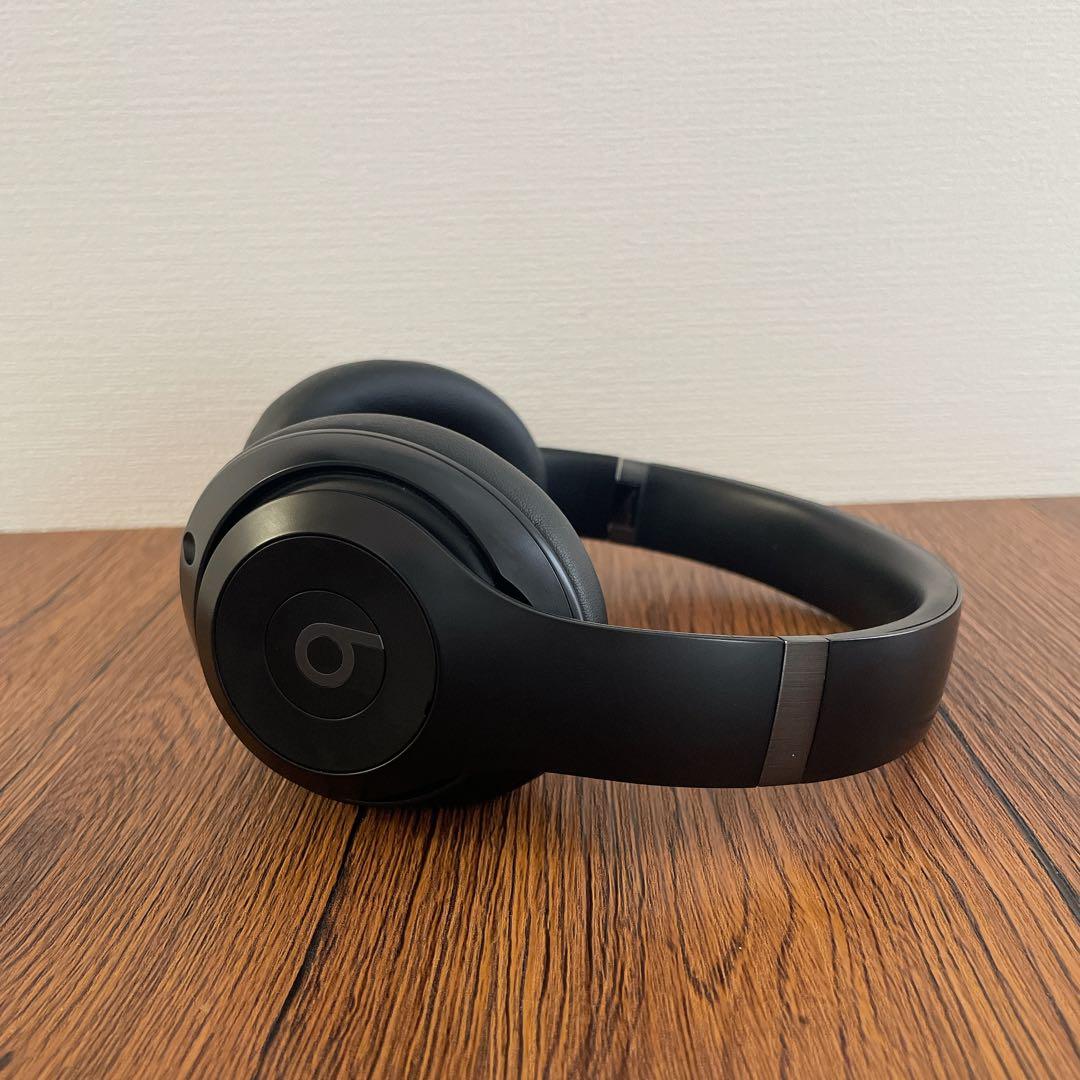 良品⭐️ Beats Studio Pro ワイヤレスヘッドホン　ブラック 黒