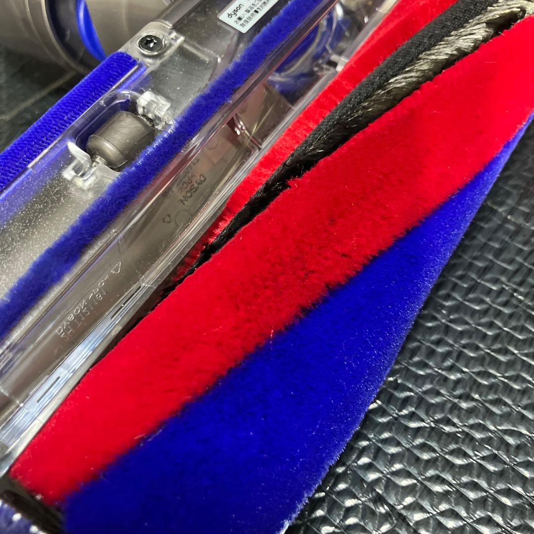 美品　希少品Dyson ダイソンSV18シリーズ　コンパクトソフトローラーブラシ