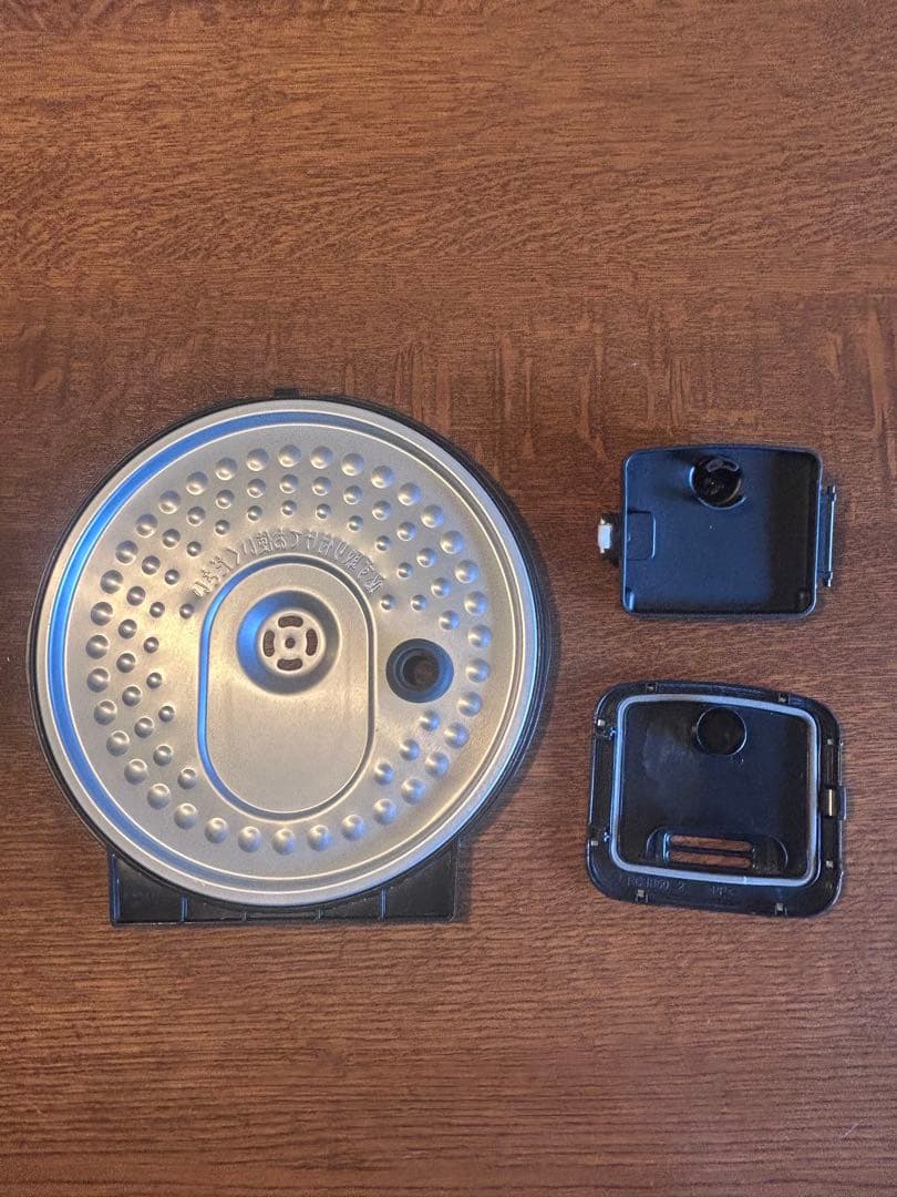(中古品)アイリスオーヤマ銘柄炊きIH方式 炊飯器10合RC-IK10-B