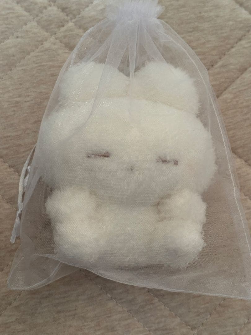 うさぎのねむちゃん　ぬいぐるみ