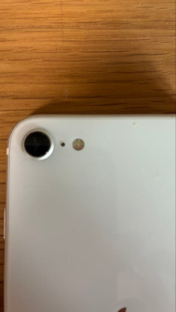 ㊹iPhone SE 第2世代 128GB ホワイト SIMフリー画面小傷多数