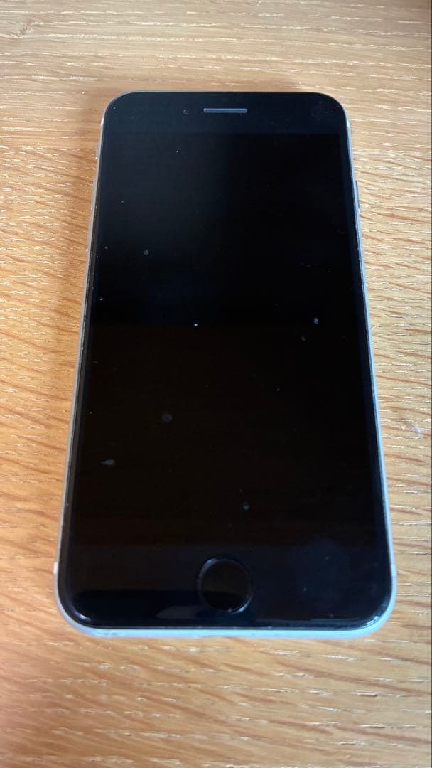 ㊹iPhone SE 第2世代 128GB ホワイト SIMフリー画面小傷多数