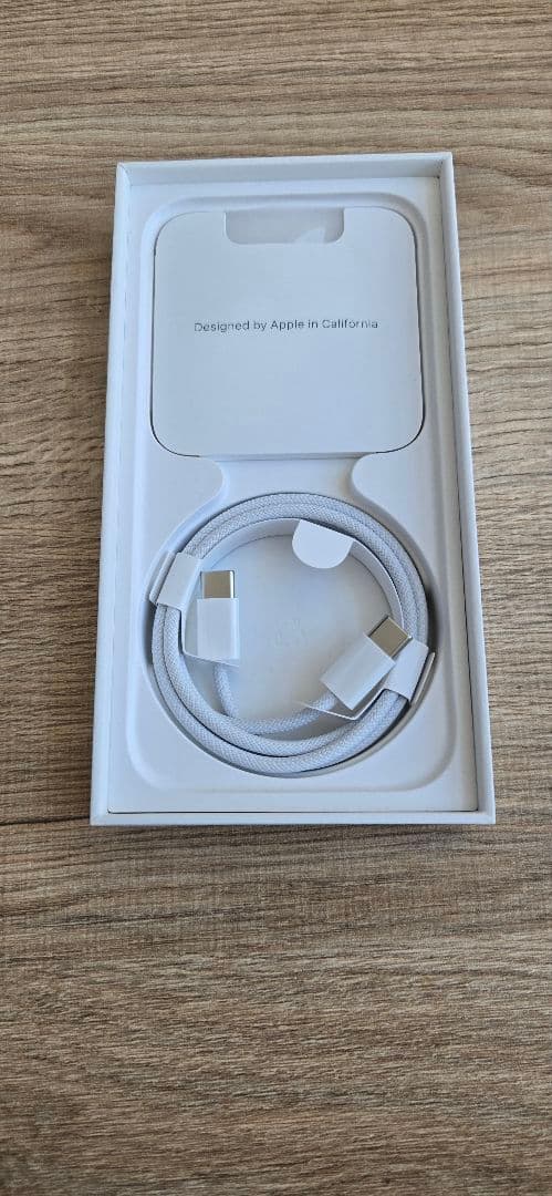 【美品】Apple iPhone 15 Pro 128 ナチュラルチタニウム